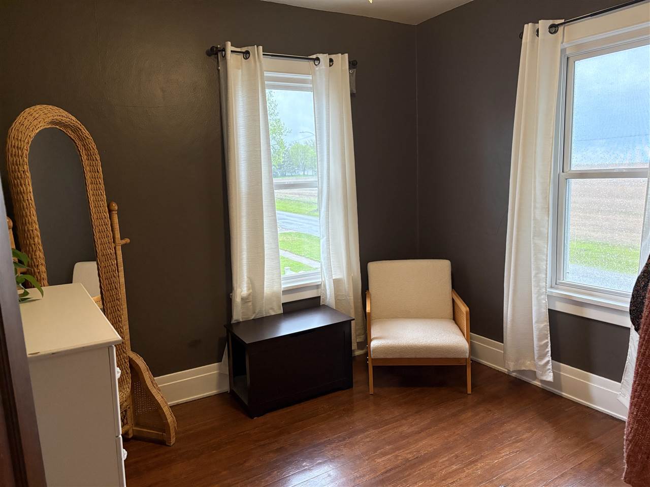 515 S Riggs Street Lone Tree IA 52755