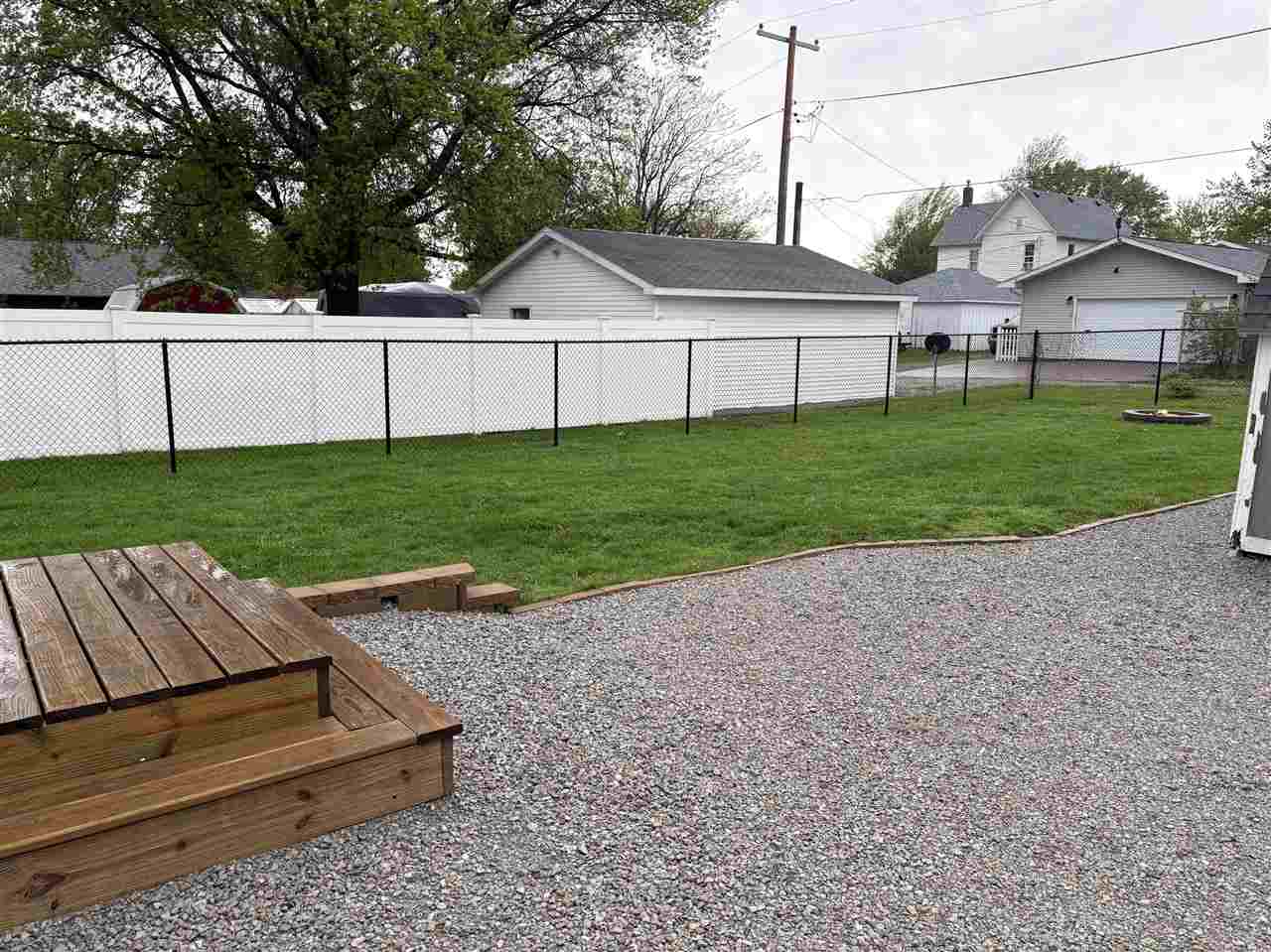 515 S Riggs Street Lone Tree IA 52755