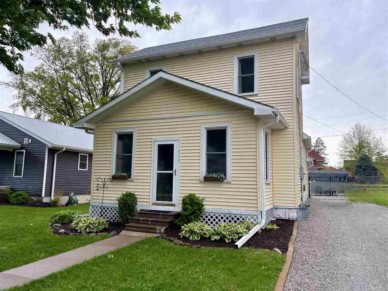 515 S Riggs Street Lone Tree IA 52755