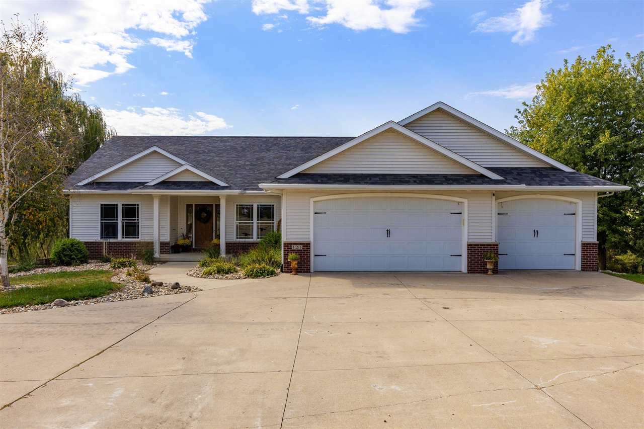 121 Pheasant Run West Branch IA 52358