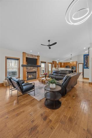 121 Pheasant Run West Branch IA 52358