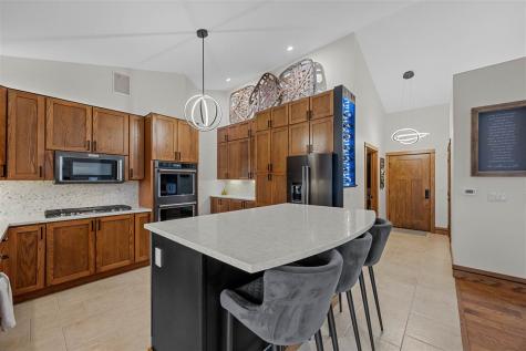 121 Pheasant Run West Branch IA 52358