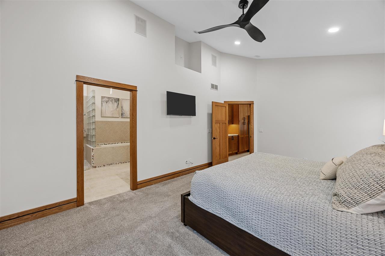 121 Pheasant Run West Branch IA 52358