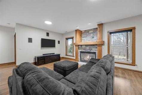 121 Pheasant Run West Branch IA 52358