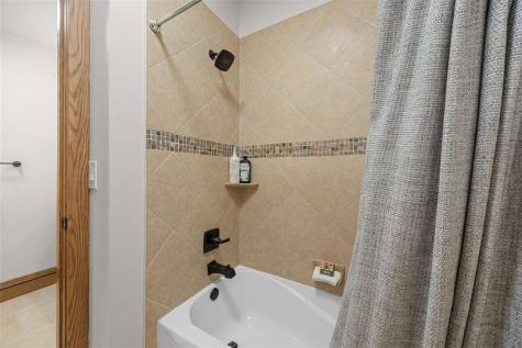 121 Pheasant Run West Branch IA 52358