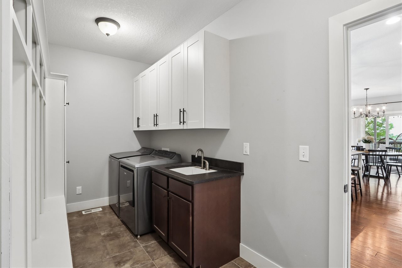 600 Dane Court Williamsburg IA 52361