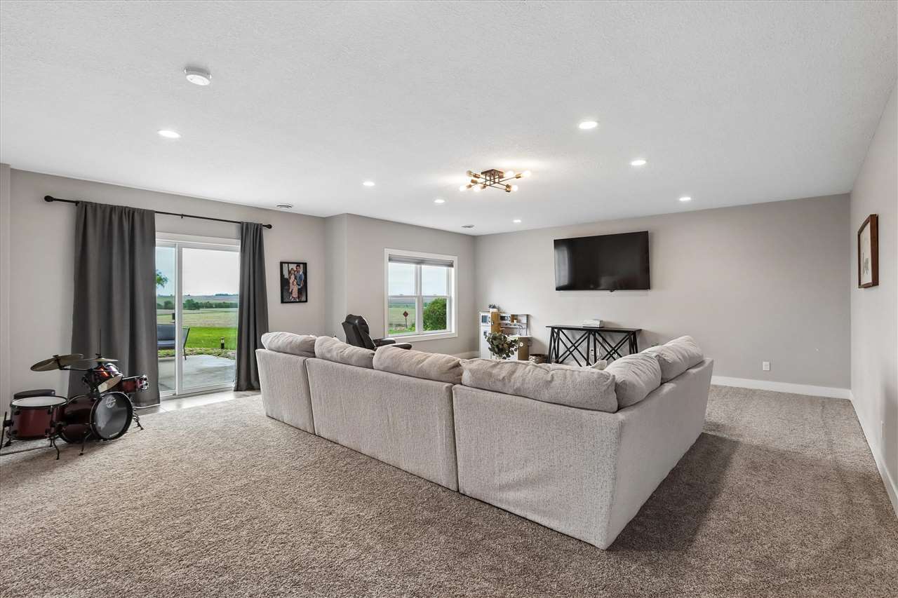 600 Dane Court Williamsburg IA 52361