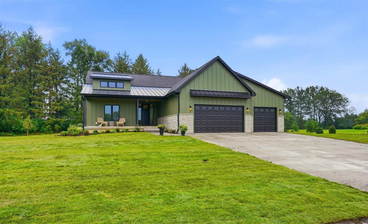 4236 Pleasant Valley Drive SE Iowa City IA 52240
