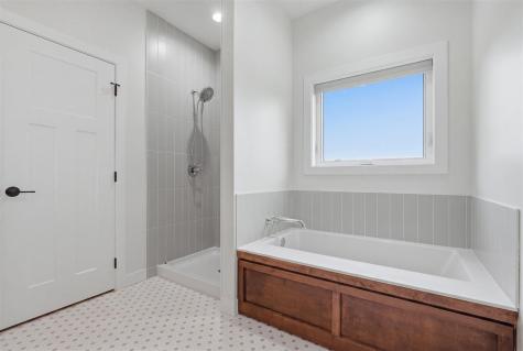 4236 Pleasant Valley Drive SE Iowa City IA 52240