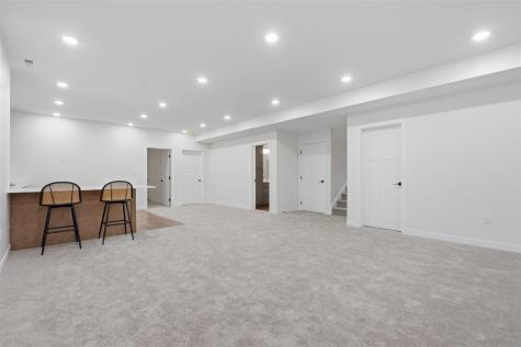 4236 Pleasant Valley Drive SE Iowa City IA 52240