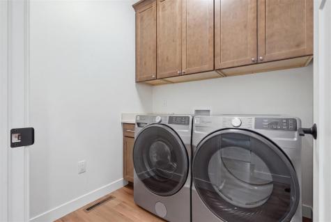 4236 Pleasant Valley Drive SE Iowa City IA 52240