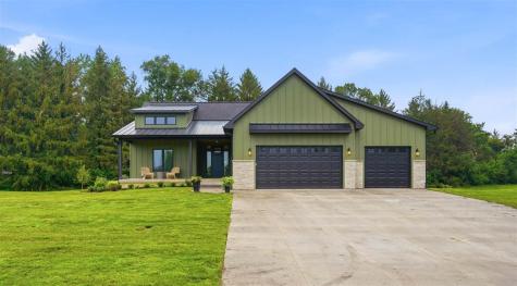 4236 Pleasant Valley Drive SE Iowa City IA 52240