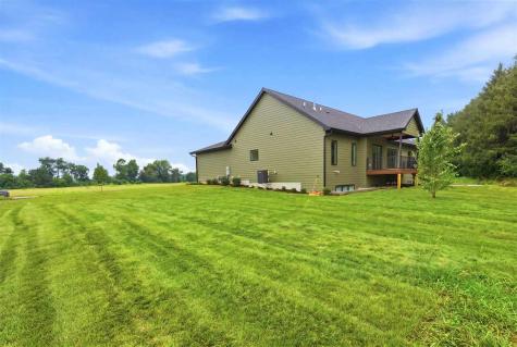 4236 Pleasant Valley Drive SE Iowa City IA 52240