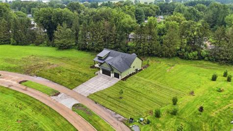 4236 Pleasant Valley Drive SE Iowa City IA 52240