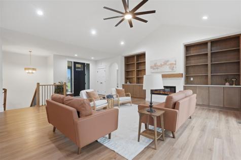 4236 Pleasant Valley Drive SE Iowa City IA 52240