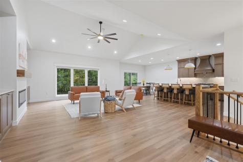 4236 Pleasant Valley Drive SE Iowa City IA 52240