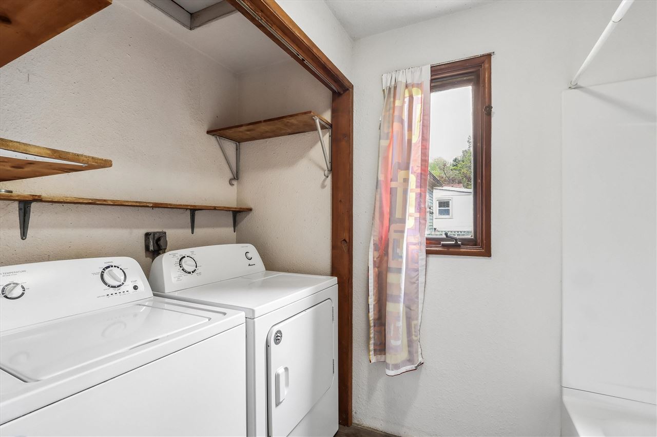817 Bowery Street Iowa City IA 52240