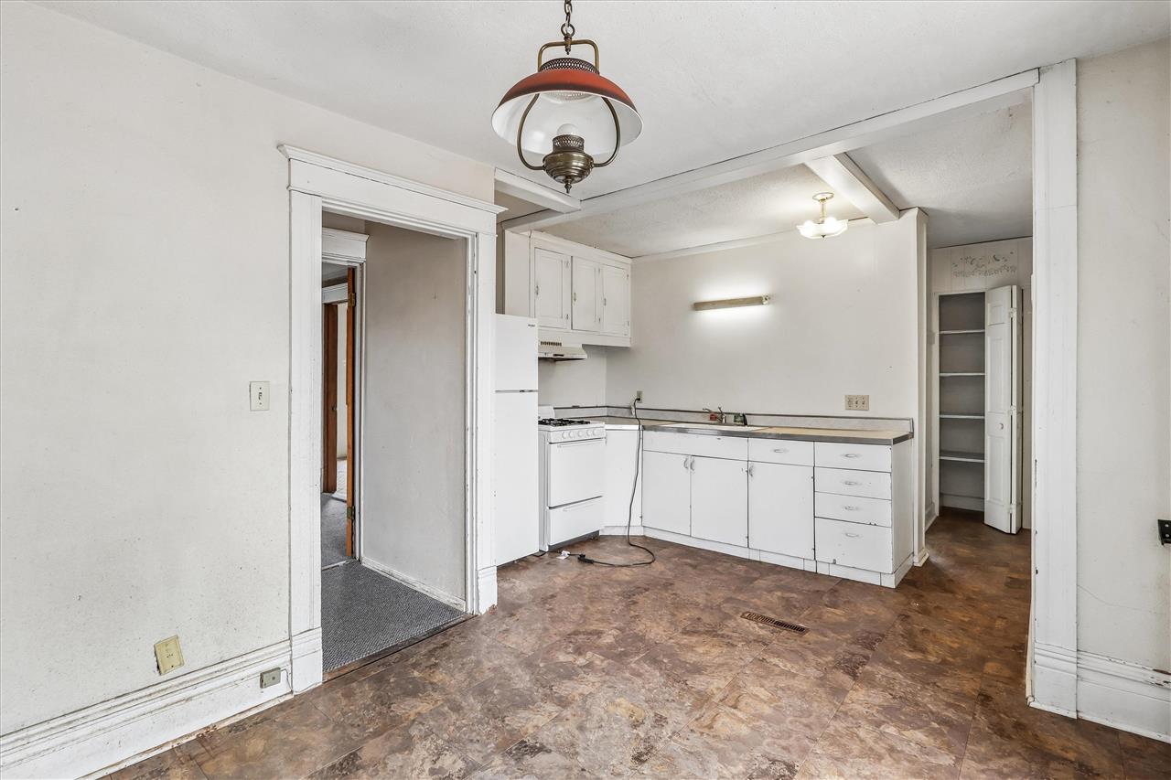 817 Bowery Street Iowa City IA 52240