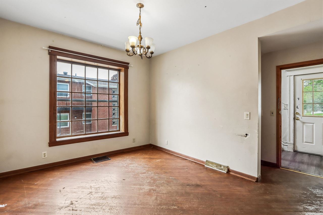 817 Bowery Street Iowa City IA 52240