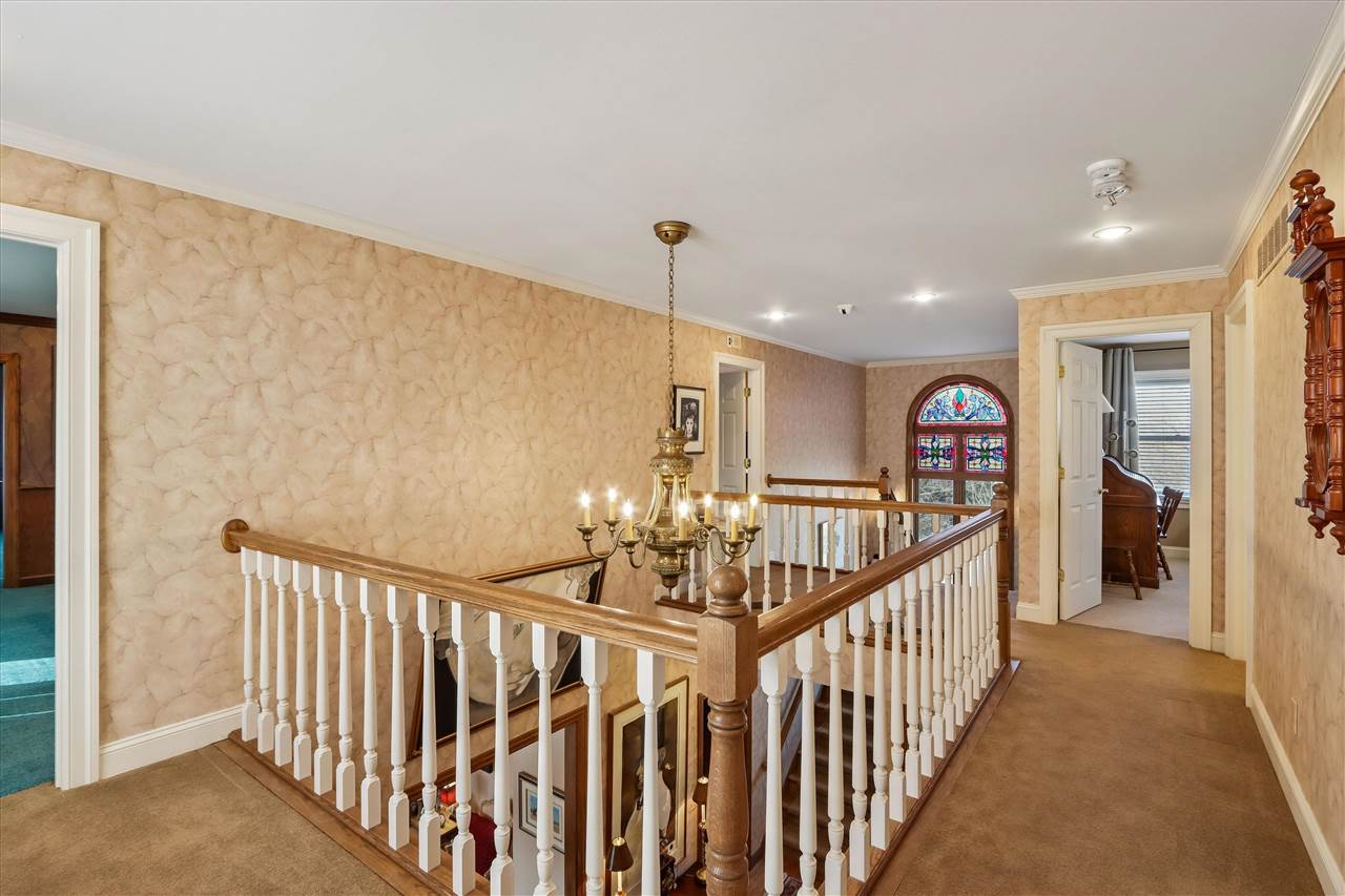 1 Acorn Court Iowa City IA 52246