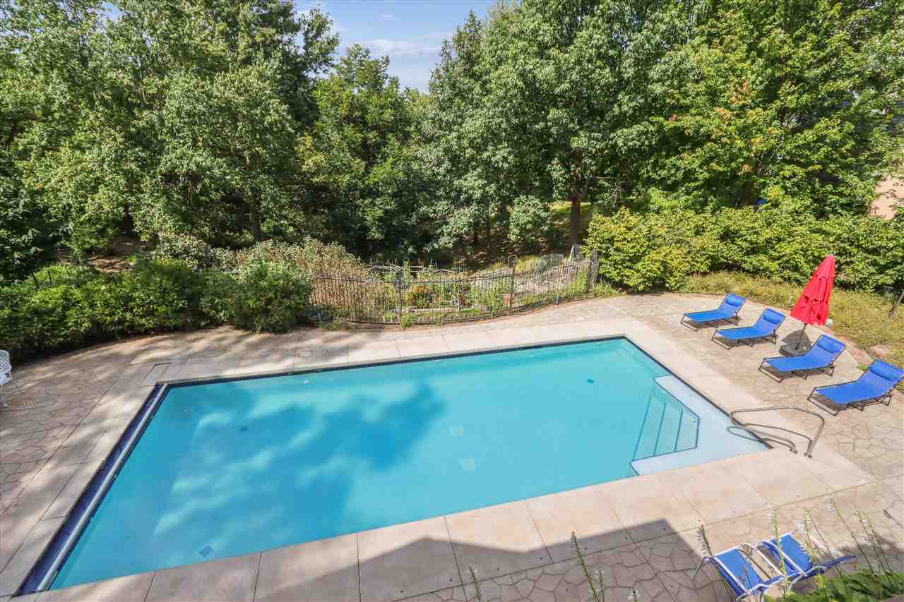 1 Acorn Court Iowa City IA 52246