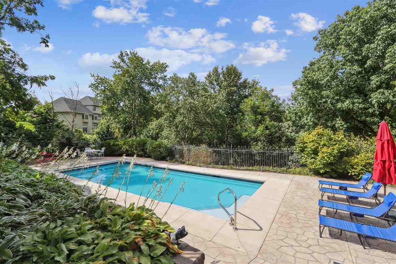 1 Acorn Court Iowa City IA 52246