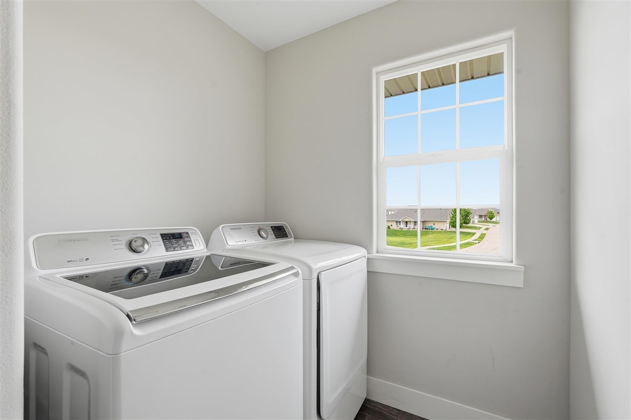 6309 Prairie Sage Drive SW Cedar Rapids IA 52404