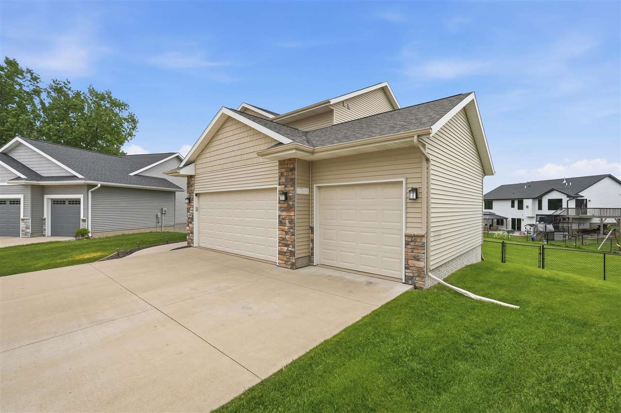 6309 Prairie Sage Drive SW Cedar Rapids IA 52404