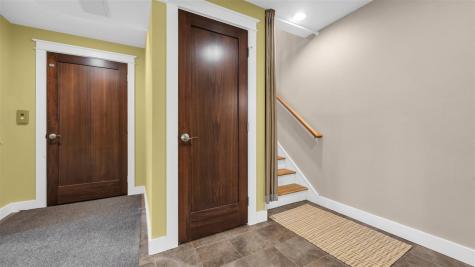 29 Dunuggan Court Iowa City IA 52240