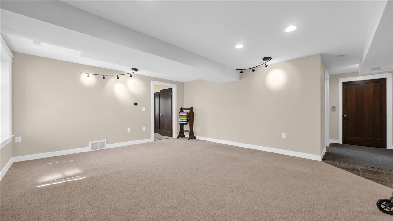 29 Dunuggan Court Iowa City IA 52240