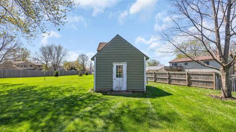29 Dunuggan Court Iowa City IA 52240