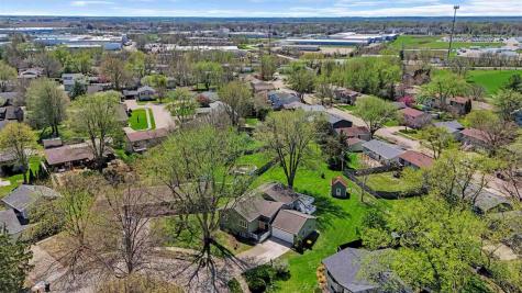 29 Dunuggan Court Iowa City IA 52240