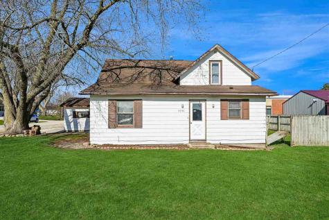 5930 Troy Mills Road Coggon IA 52218