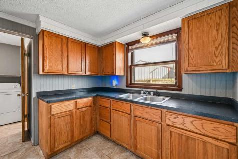 5930 Troy Mills Road Coggon IA 52218
