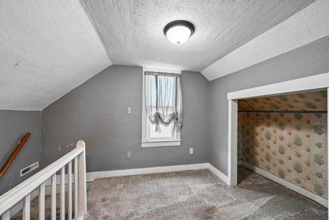 5930 Troy Mills Road Coggon IA 52218