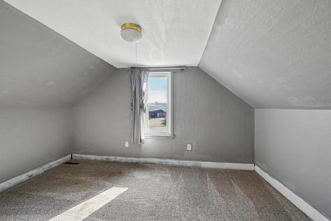5930 Troy Mills Road Coggon IA 52218