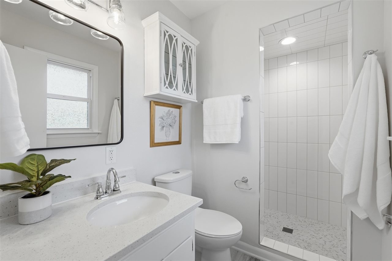 772 Keswick Drive Iowa City IA 52246