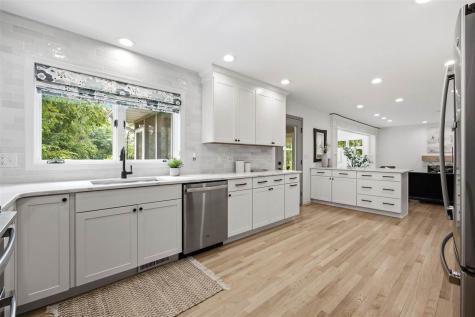 57 High Circle Drive NE Iowa City IA 52240