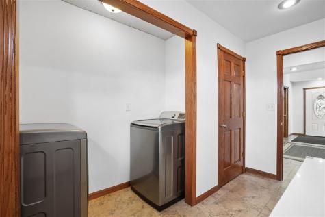 2153 Central City Road Central City IA 52214