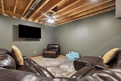 2153 Central City Road Central City IA 52214