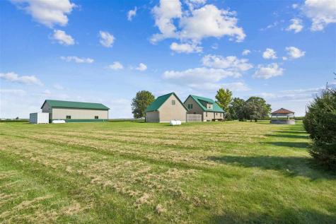 2153 Central City Road Central City IA 52214