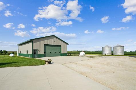 2153 Central City Road Central City IA 52214