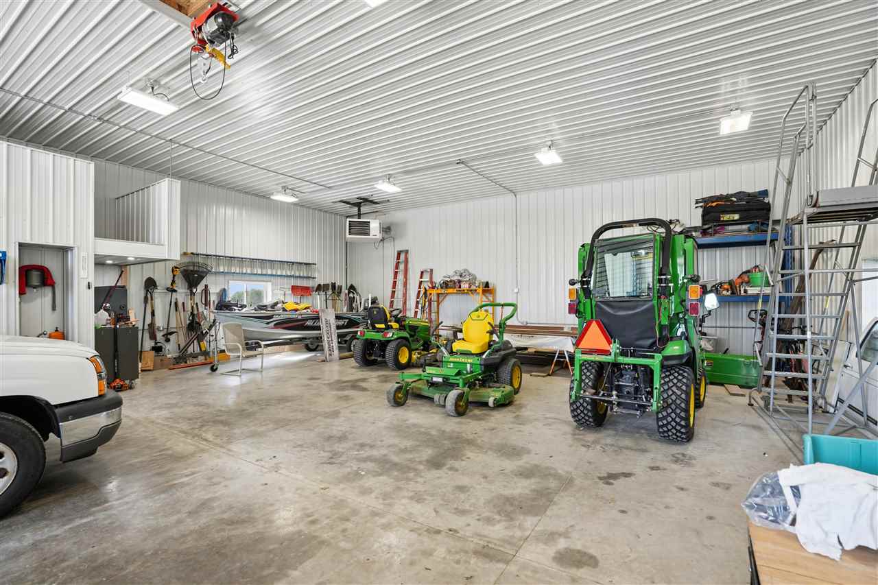 2153 Central City Road Central City IA 52214