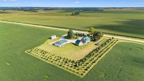 2153 Central City Road Central City IA 52214
