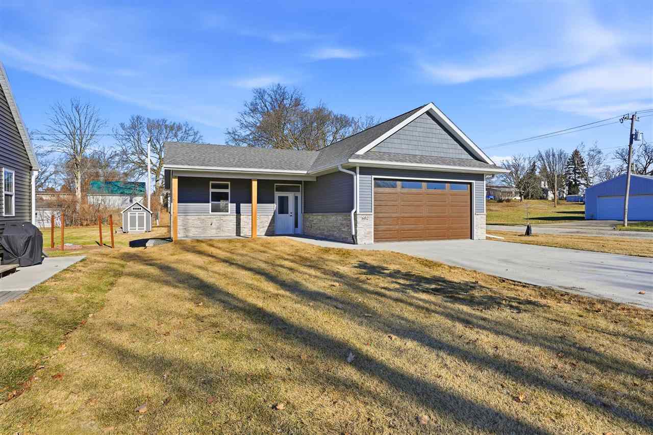 602 W 8th Street Tipton IA 52772