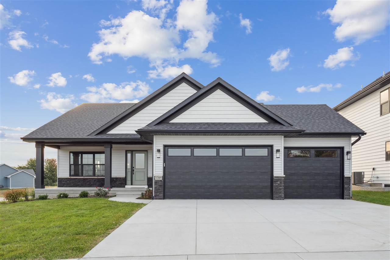 1289 Covered Wagon Drive Iowa City IA 52240