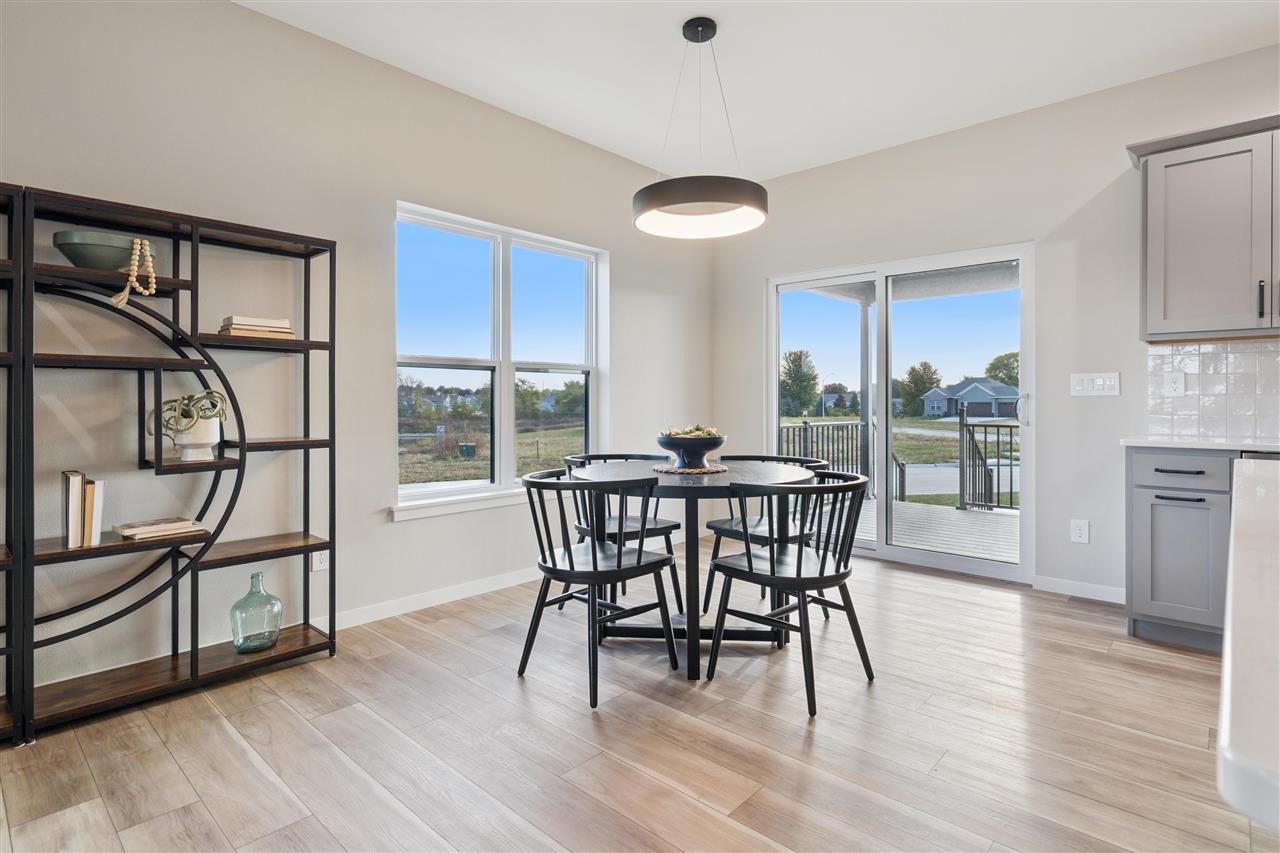 1289 Covered Wagon Drive Iowa City IA 52240