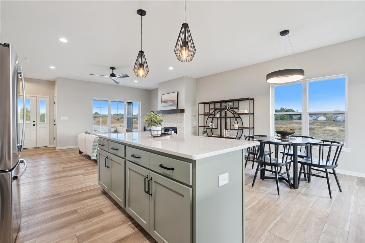 1289 Covered Wagon Drive Iowa City IA 52240