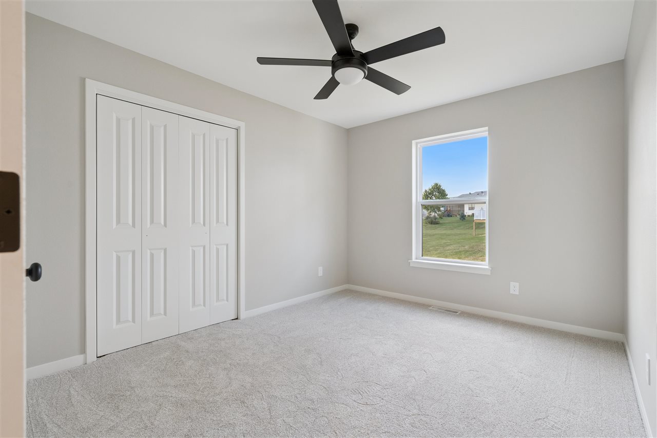 1289 Covered Wagon Drive Iowa City IA 52240