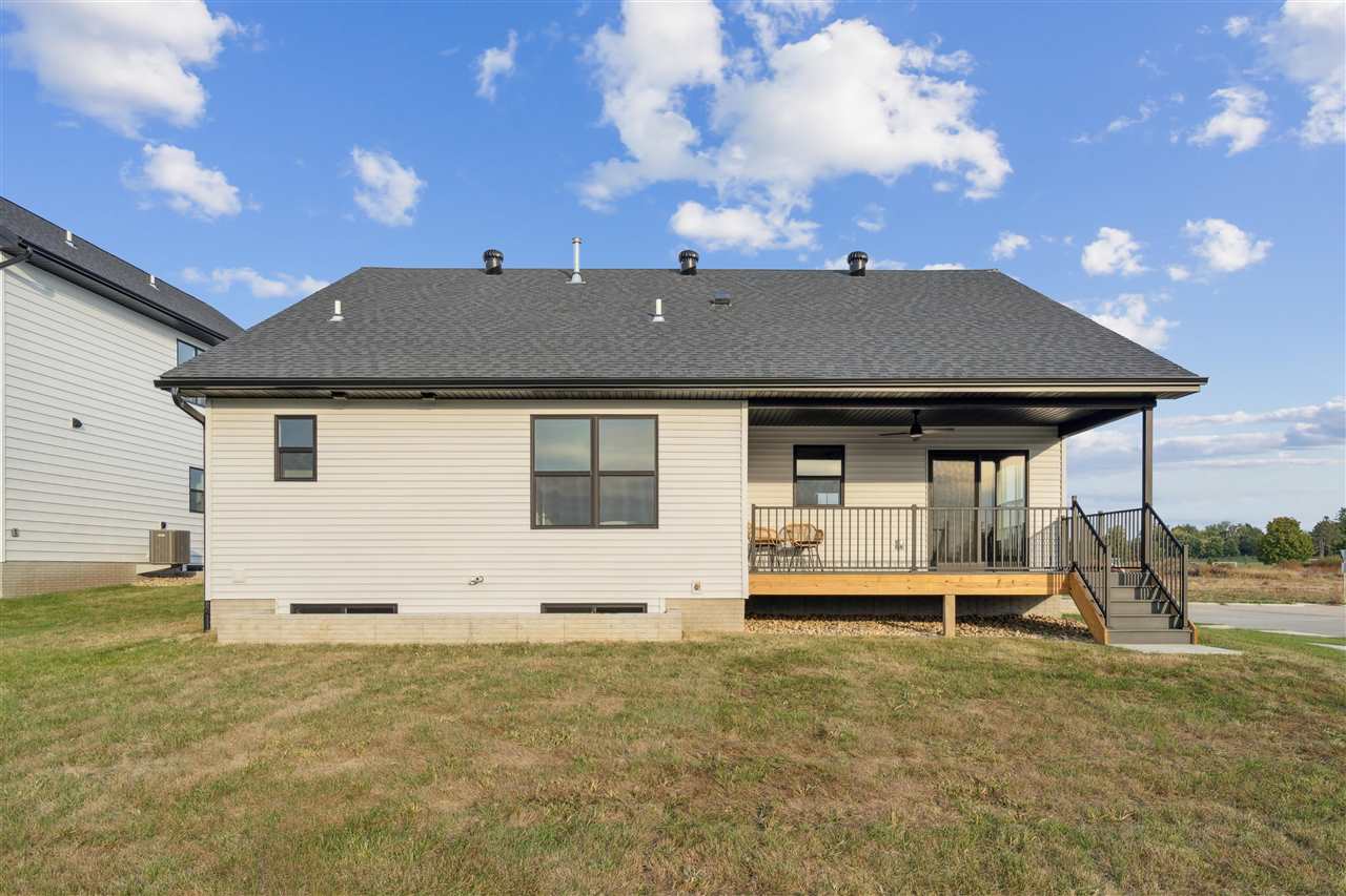 1289 Covered Wagon Drive Iowa City IA 52240